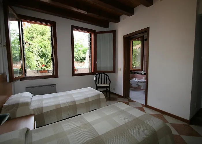 Cornarorooms Pensionat